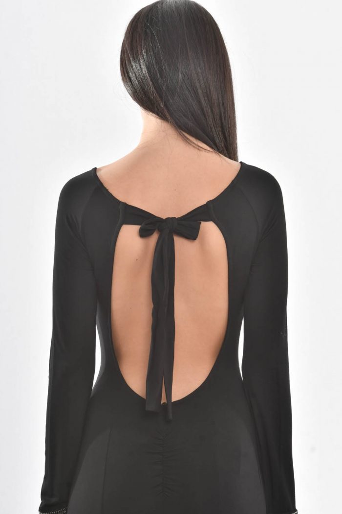 Μαύρο Μακρύ φόρεμα με μανίκι και ανοιχτή πλάτη